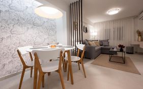 Faedra Cozy Apartment @ Athens Megaron